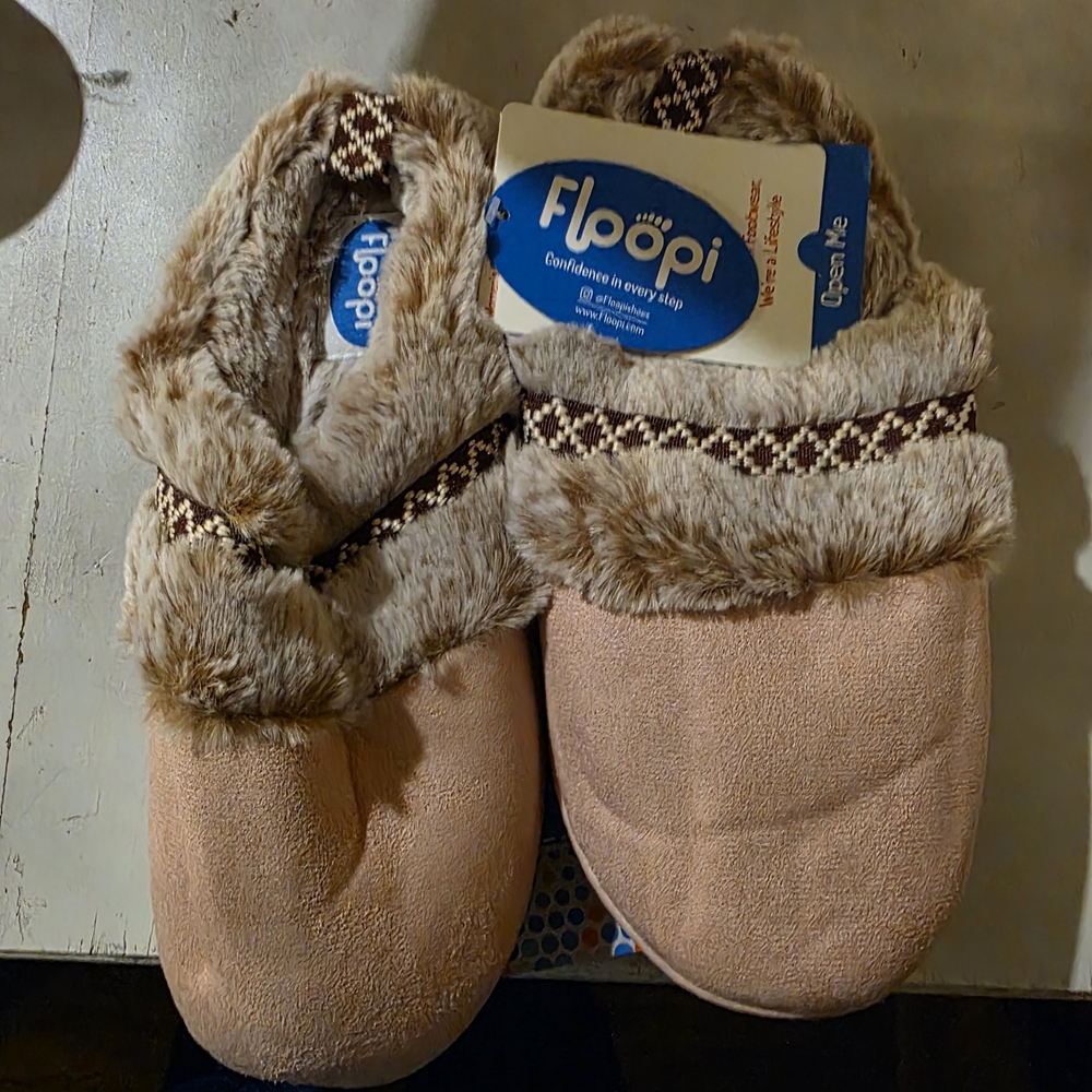 Floopi Womens  Slippers With Memory Foam